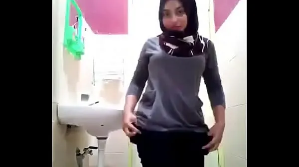 Big hijab girl drive Clips