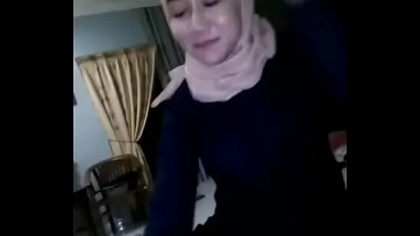 hijab emuters