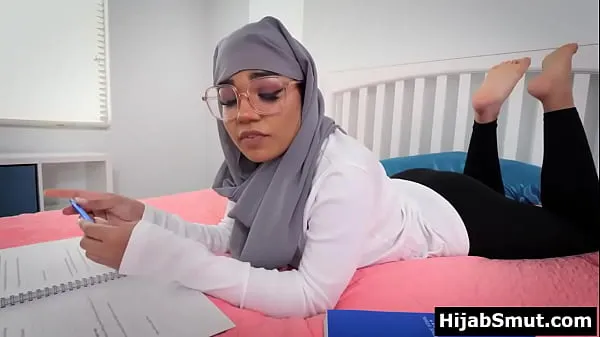 musulmana carina scopata dal suo compagno di classe