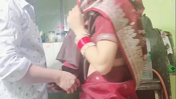 Big Desi was looking good in saree, then gave drive Clips