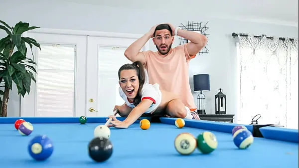 Grote Step Siblings Play Pool and Whoever Wins Doesn't Have to Clean for A Month - Fuckanytime schijfclips